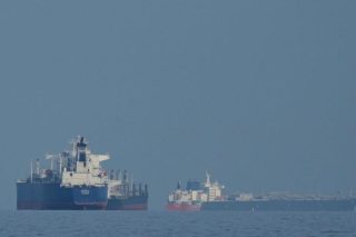 Δραματικές ώρες στα Στενά του Ορμούζ